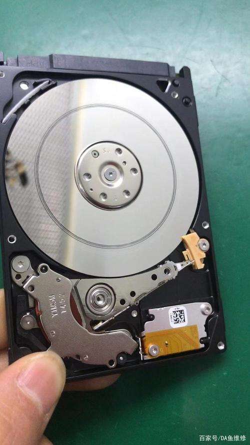 移动硬盘碟片损坏还能修复吗(移动硬盘 盘片)